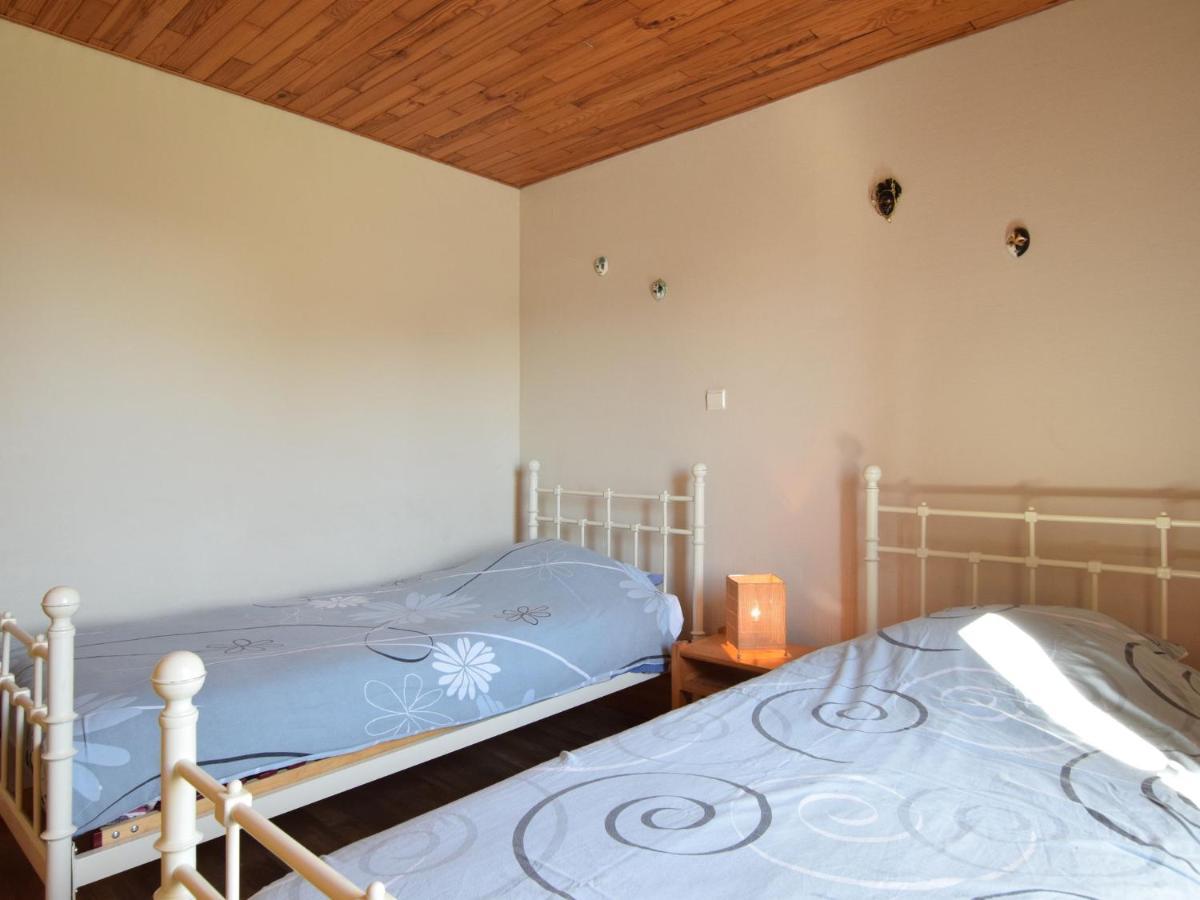Cozy Holiday Home Near The Forest In Bovigny Gouvy Bagian luar foto